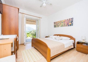 Apartments & Rooms Jokovic-Standard Double Room with Terrace and Partial Sea View