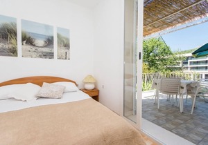 Apartments & Rooms Jokovic- Deluxe Double Room with Terrace and Partial Sea View