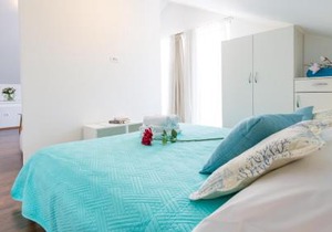 Apartments Sandra Solitudo III