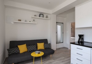 Apartments Siblings - Standard One Bedroom Apartment with Terrace and Garden View (DRUGI)