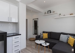 Apartments Siblings - Superior One Bedroom Apartment with Terrace and Garden View (TRECI)