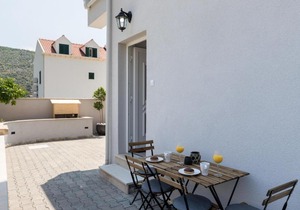 apartments siblings - superior two bedroom apartment with terrace and garden ...