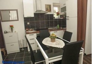 Apartments Varos