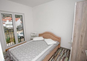 Apartments with parking space Sumpetar, Omis - 14941