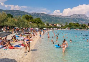 Apartments with parking space Kastel Stari, Kastela - 12104