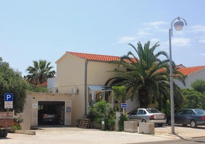 Apartments with parking space Orebic, Peljesac - 10075