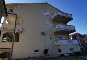 Apartments with parking space Mundanije, Rab - 4953