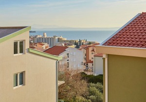 Apartments Zelic Tucepi Blue Apartment