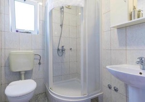 Awesome Apartment In Duba With Wifi