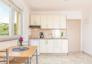 Awesome apartment in Krvavica with WiFi