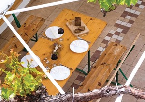 Awesome apartment in Omis w/ WiFi and 2 Bedrooms