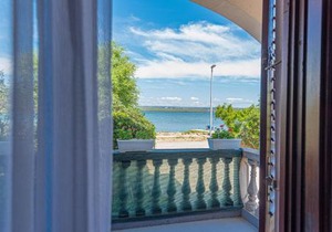Awesome Apartment In Raslina