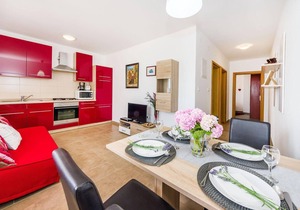 Awesome apartment in Zdrelac with WiFi