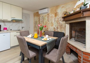 Awesome home in Nedescina with WiFi