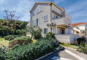 Beautiful Apartment In Dubrovnik With Wifi