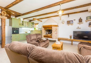 Beautiful rustic holiday house HOJEVICA