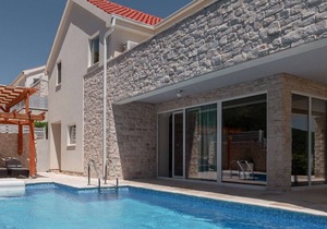 Beautiful Villa Fantasy 1