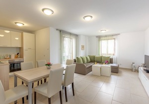 Comfort Apartment Mike 4 with balcony and a partial sea view