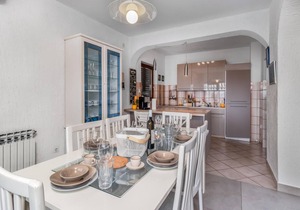 Cozy home in Dramalj with house sea view in Dramalj