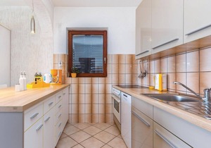 Cozy home in Dramalj with house sea view in Dramalj