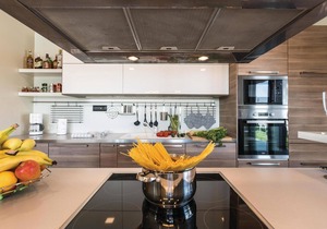 Cozy home in Galizana with kitchen