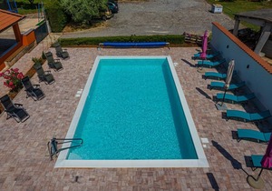 Danka with Shared Pool/One bedroom A4