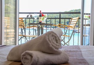 Duje Apartments Milna