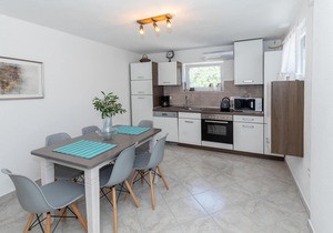 Enjoy a fantastic view of the sea from this attractive vacation home.