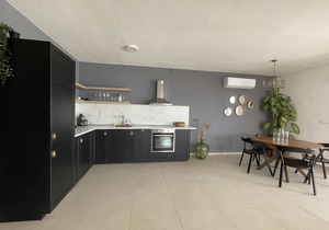 Exclusive 2 Bedroom Seafront Suite w/jacuzzi