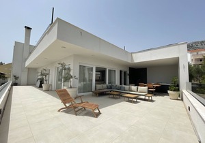 Exclusive 2 Bedroom Seafront Suite w/jacuzzi