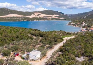 Family friendly house with a swimming pool Kabli, Peljesac - 16795