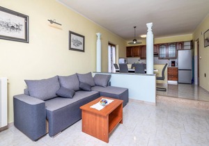 Gorgeous apartment in Labin with WiFi