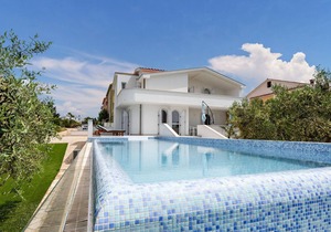 Gorgeous home in Povljana
