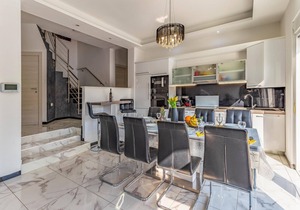 Gorgeous home in Pula with sauna