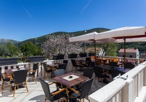 guest house rosa bianca - double or twin room with partial sea view 1