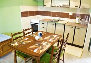 Holiday apartment mit Klimaanlage und Balkon