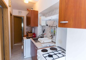 Holiday apartment 10 m from the beach