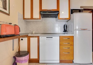 Holiday apartment Drasnice for 2 - 4 persons with 2 bedrooms - Holiday apartment in one or multi-fam