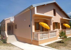 Holiday apartment with airconditioning