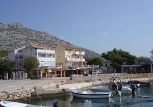 Holiday apartment 50 m from the sea and close to Paklenica national park