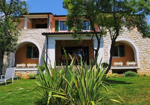 Holiday apartment Koromacno for 1 - 10 persons with 5 bedrooms - Holiday apartment
