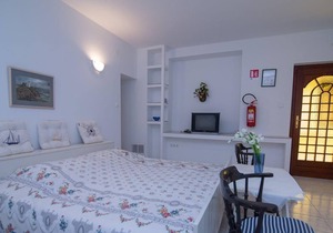 Holiday apartment Mali Lošinj for 1 - 3 persons with 1 bedroom - Holiday apartment in one or multi-f