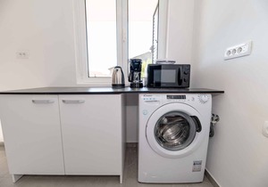 Holiday apartment mit Klimaanlage und Balkon