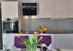 Holiday apartment Omiš for 1 - 5 persons with 2 bedrooms - Holiday apartment