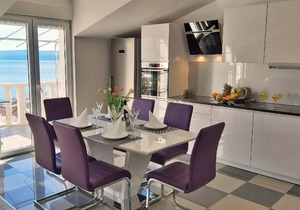 Holiday apartment Omiš for 1 - 5 persons with 2 bedrooms - Holiday apartment