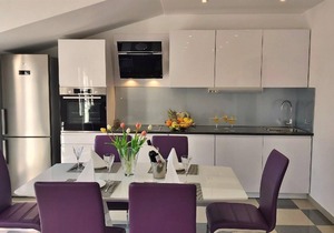 Holiday apartment Omiš for 1 - 5 persons with 2 bedrooms - Holiday apartment