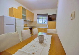 Holiday apartment Omiš for 1 - 8 persons with 2 bedrooms - Holiday apartment in Omiš