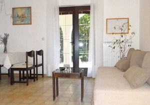 Holiday apartment with air conditioning and Internet access