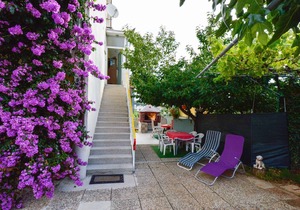 Holiday apartment with air conditioning