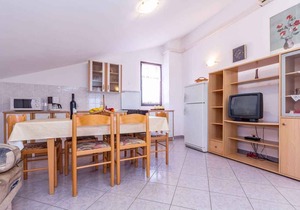 Holiday apartment with shared pool and balcony